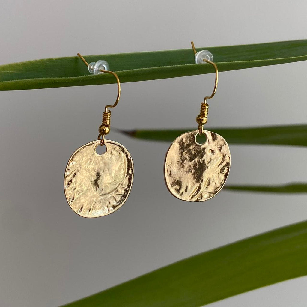 Large Hanmered Gold Circle Dangle Earrings 100 - Image 3