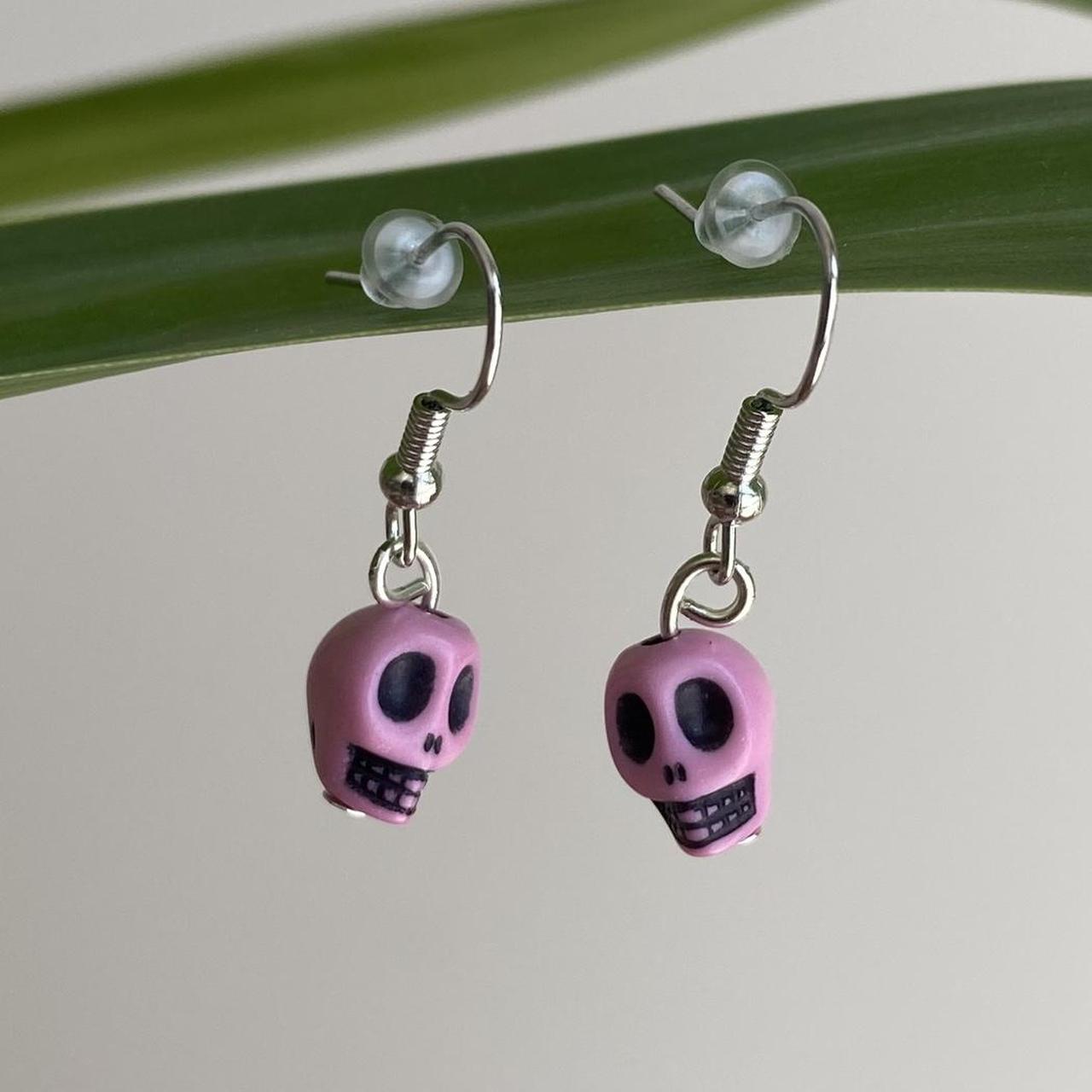 Cinco De Mayo Light Pink And Black Skull Dangle