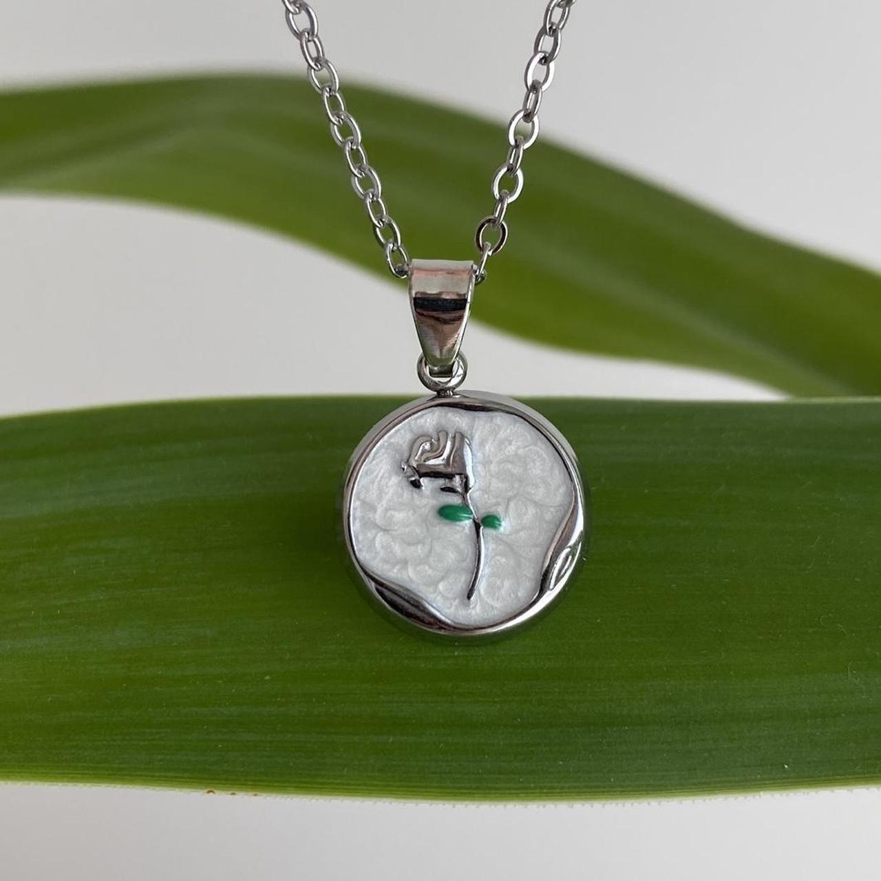 White Enamel Rose In Circle Pendant Chain Necklace - Image 5