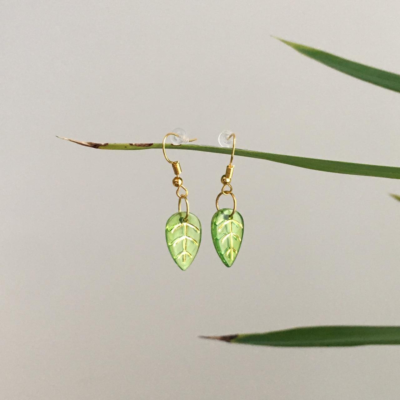 Green Leaf Dangle Earrings Hand Made Resin - Image 3