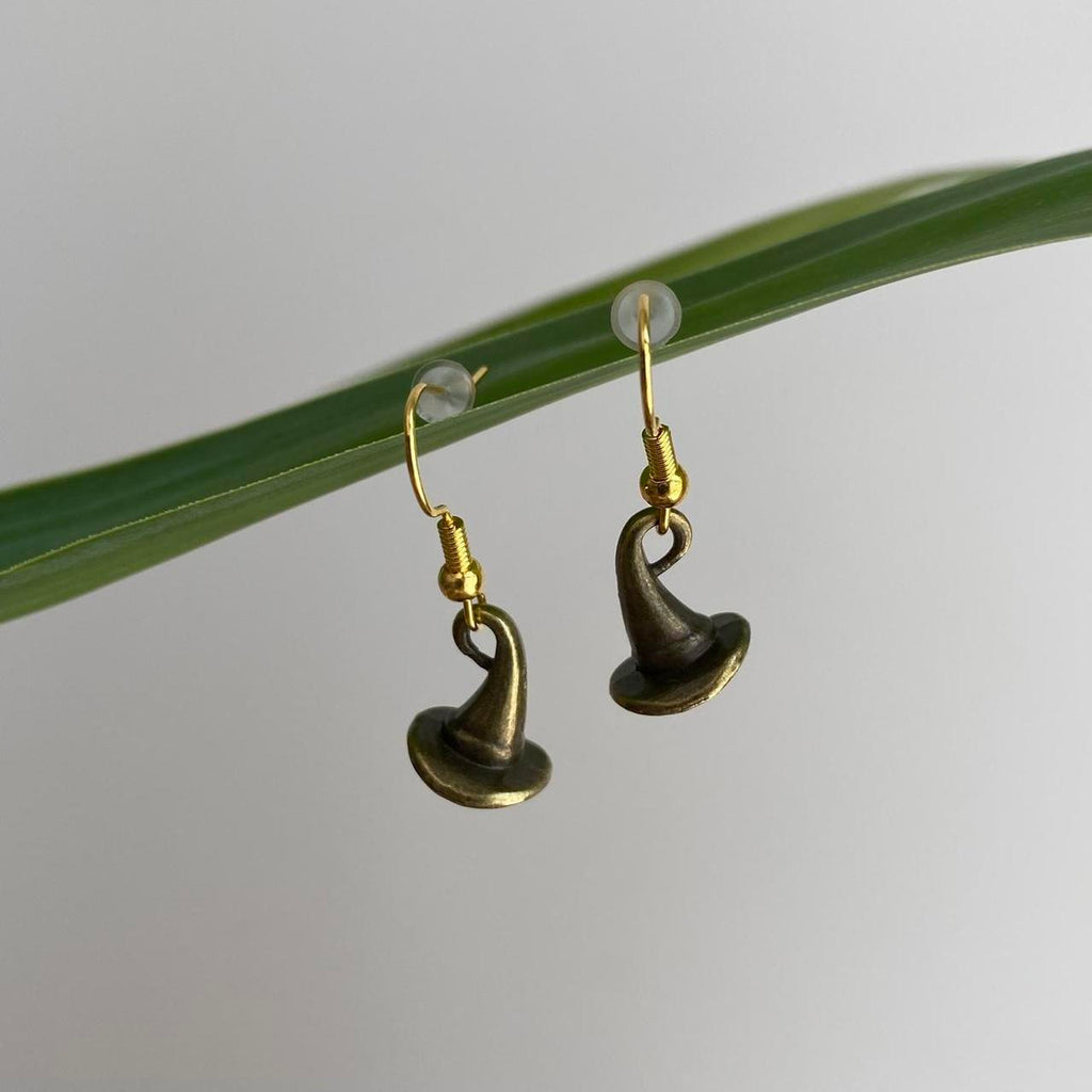 Witch Hat Dangle Earrings With Gold Accents Hand - Image 4