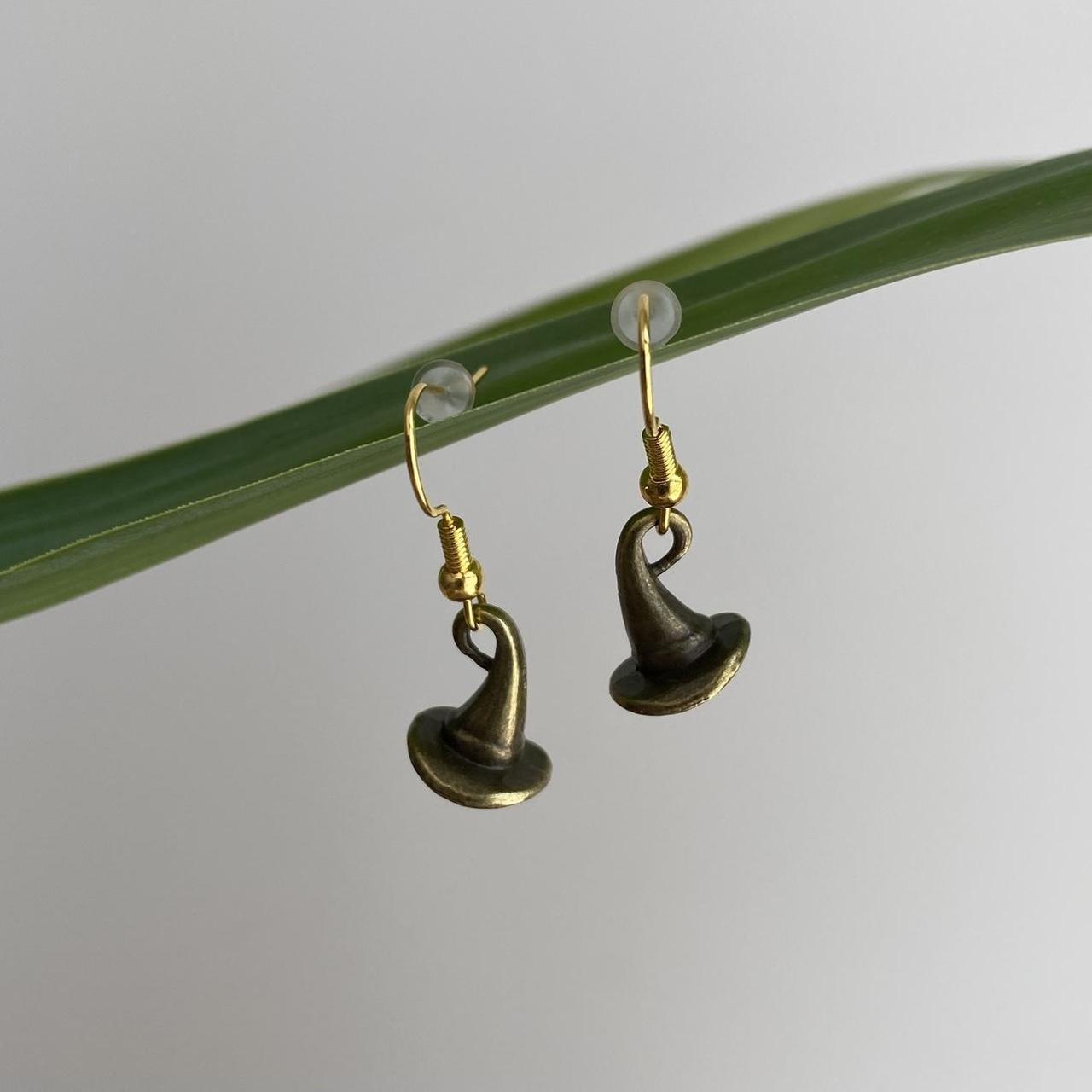 Witch Hat Dangle Earrings With Gold Accents Hand - Image 4