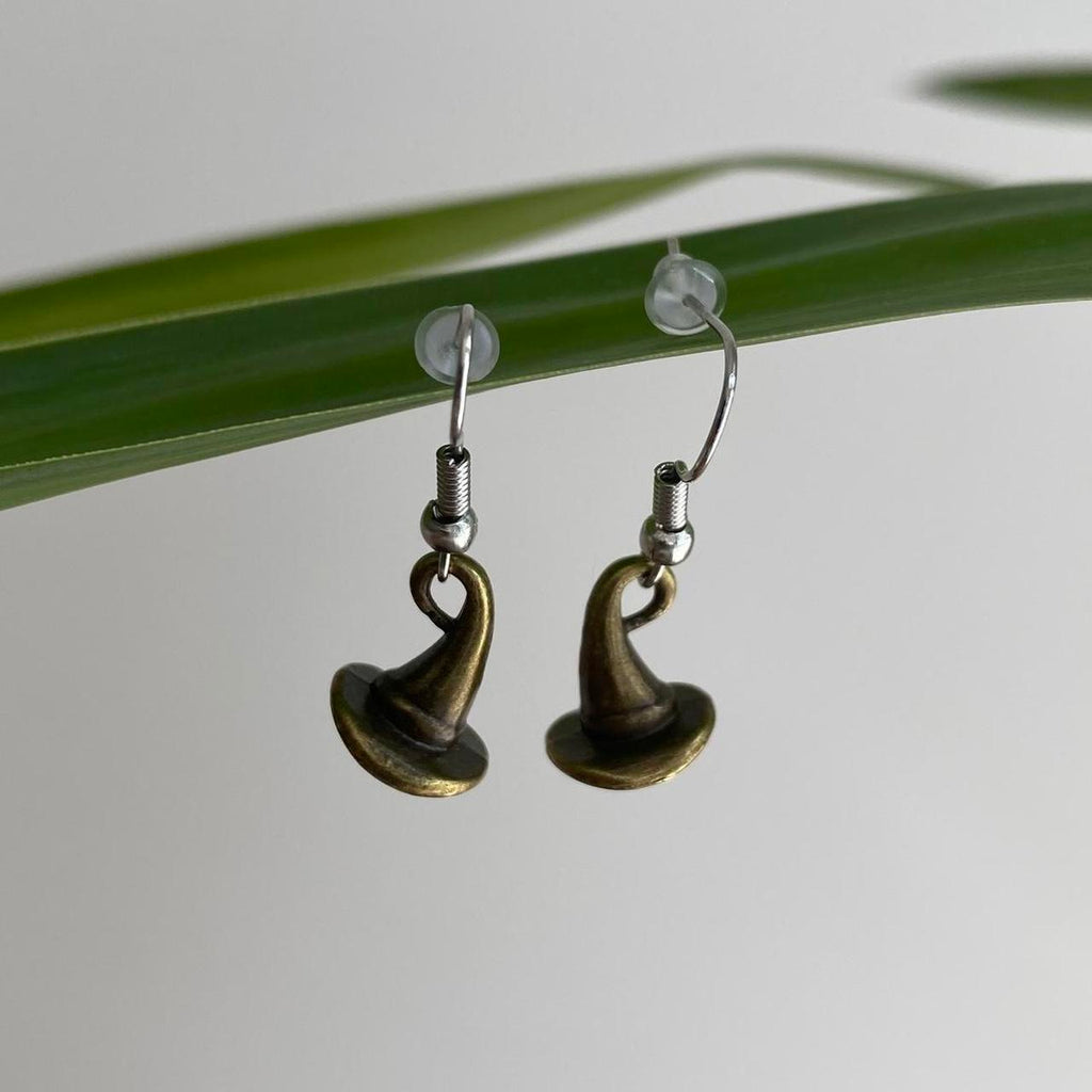 Witch Hat Dangle Earrings With Silver Accents Hand - Image 4