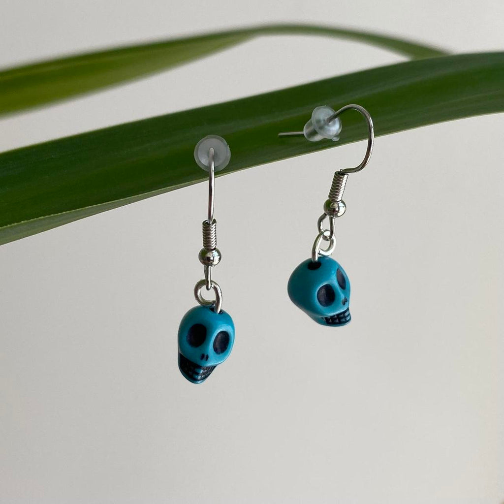 Cinco De Mayo Blue And Black Skull Dangle Earrings - Image 2