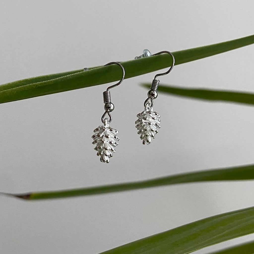 White And Silver Pinecone Dangle Earrings Also - Image 3
