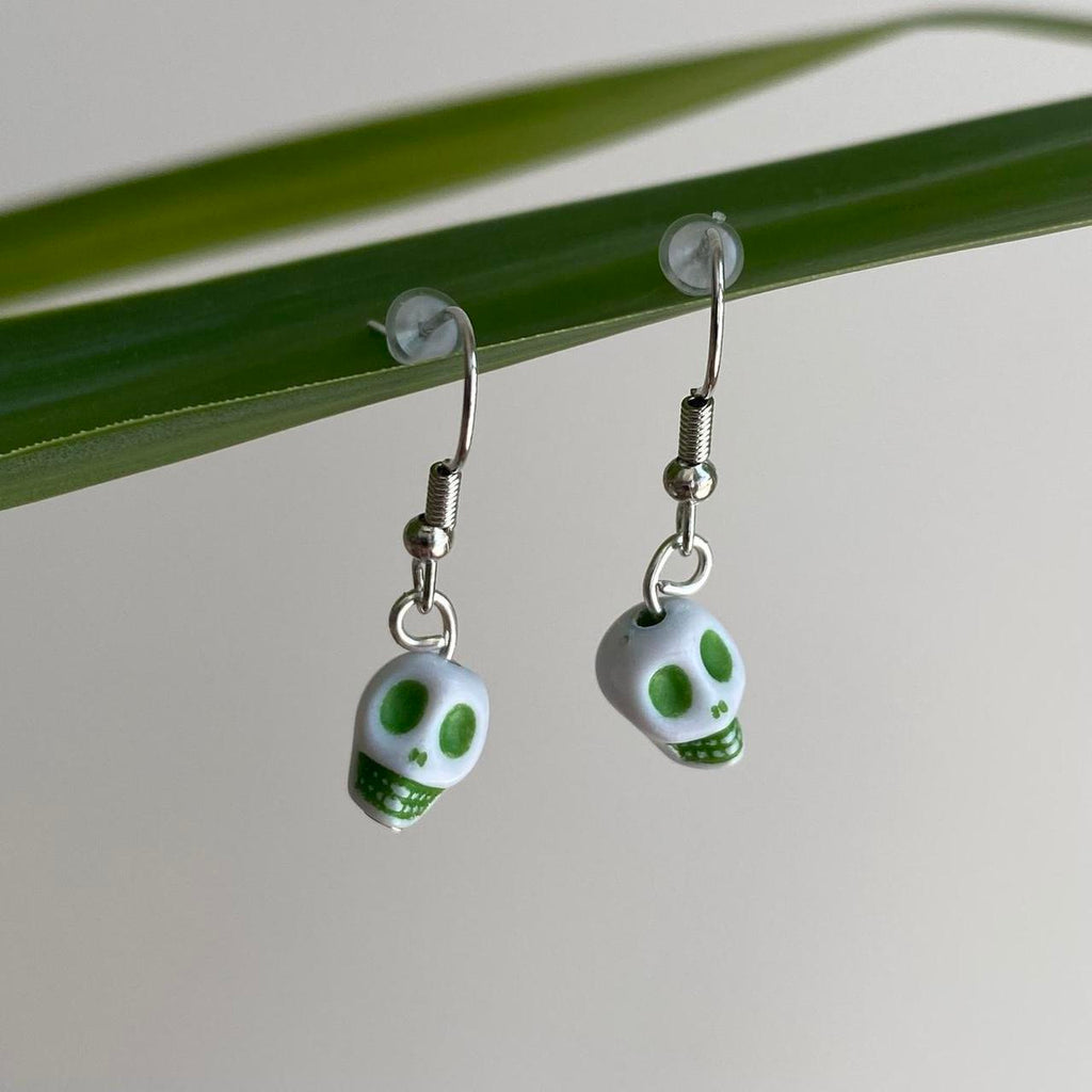 Cinco De Mayo White And Green Skull Dangle Earrings - Image 2