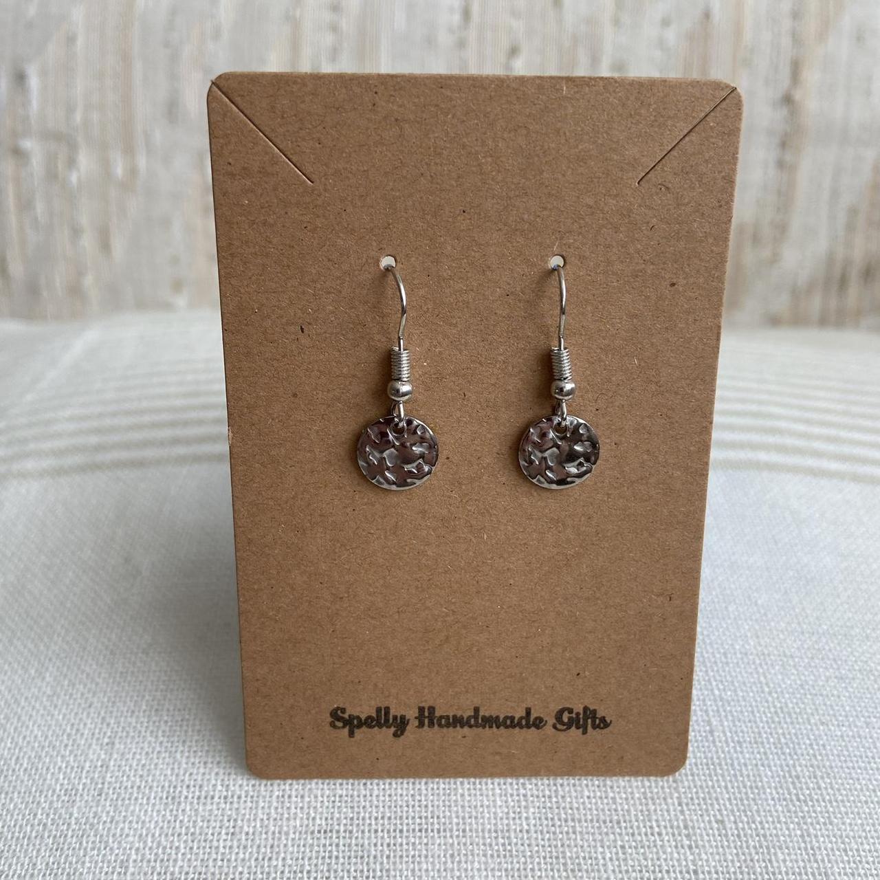 Medium Hammered Silver Circle Dangle Earrings - Image 4