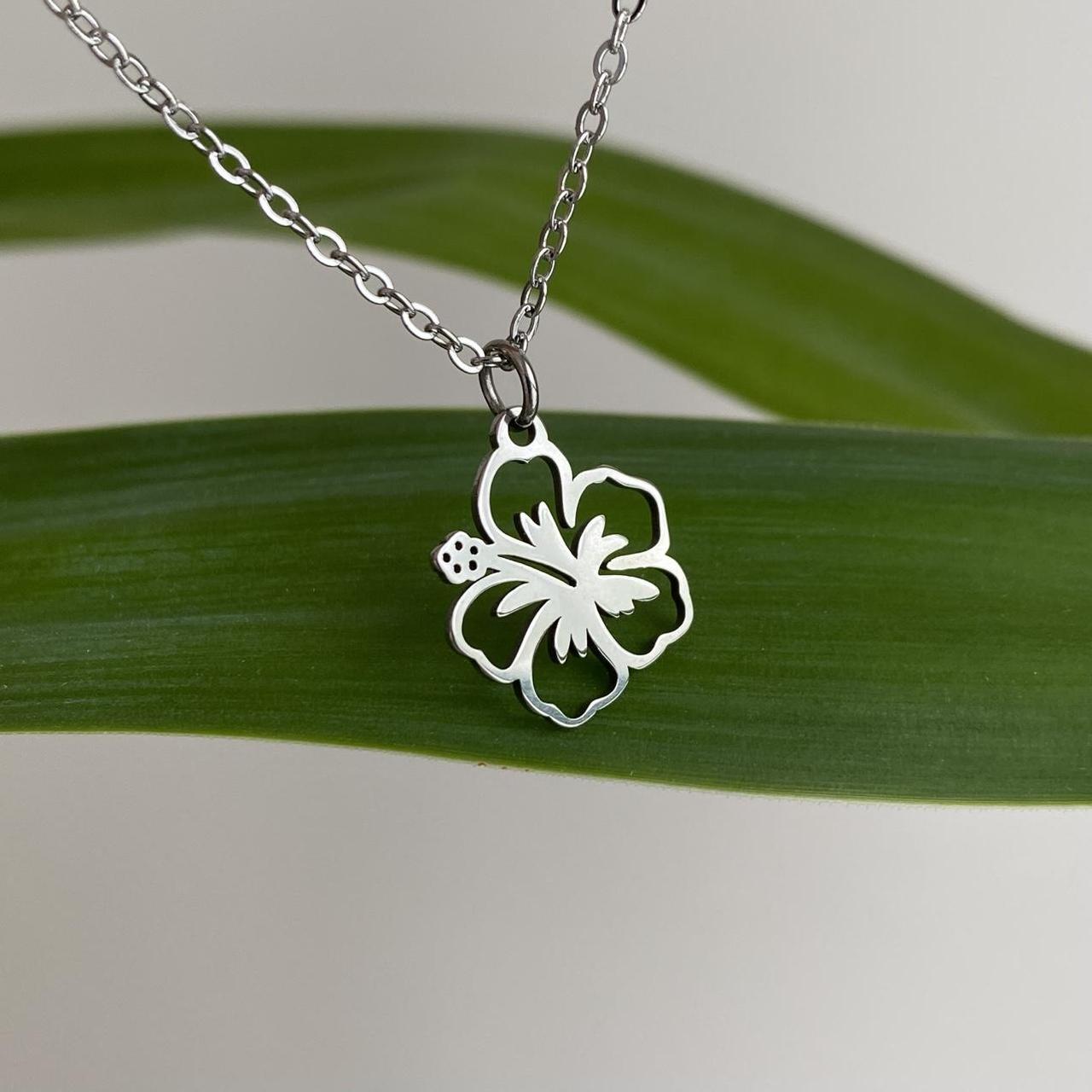 Tropical Silver Hibiscus Flower Pendant Chain - Image 3