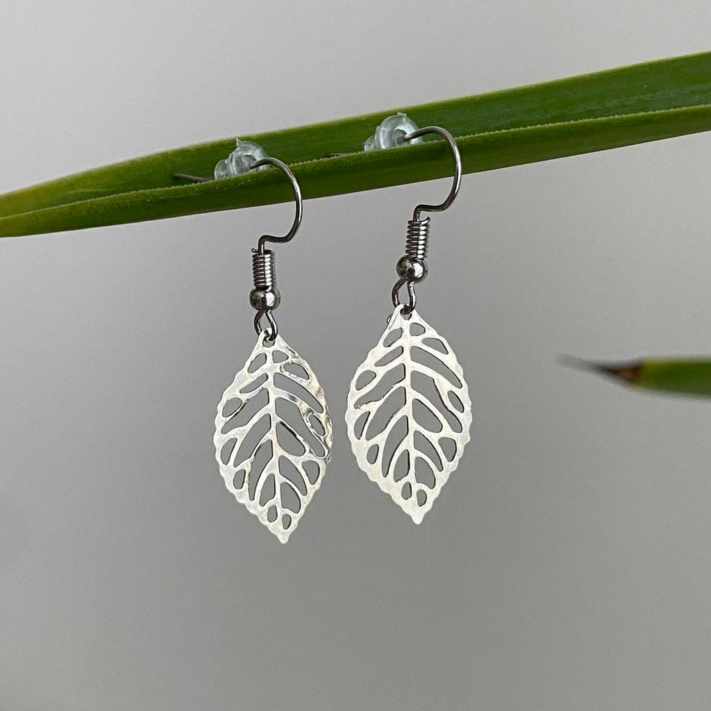 Small Silver Leaf Dangle Earrings 3 Sizes - Image 3