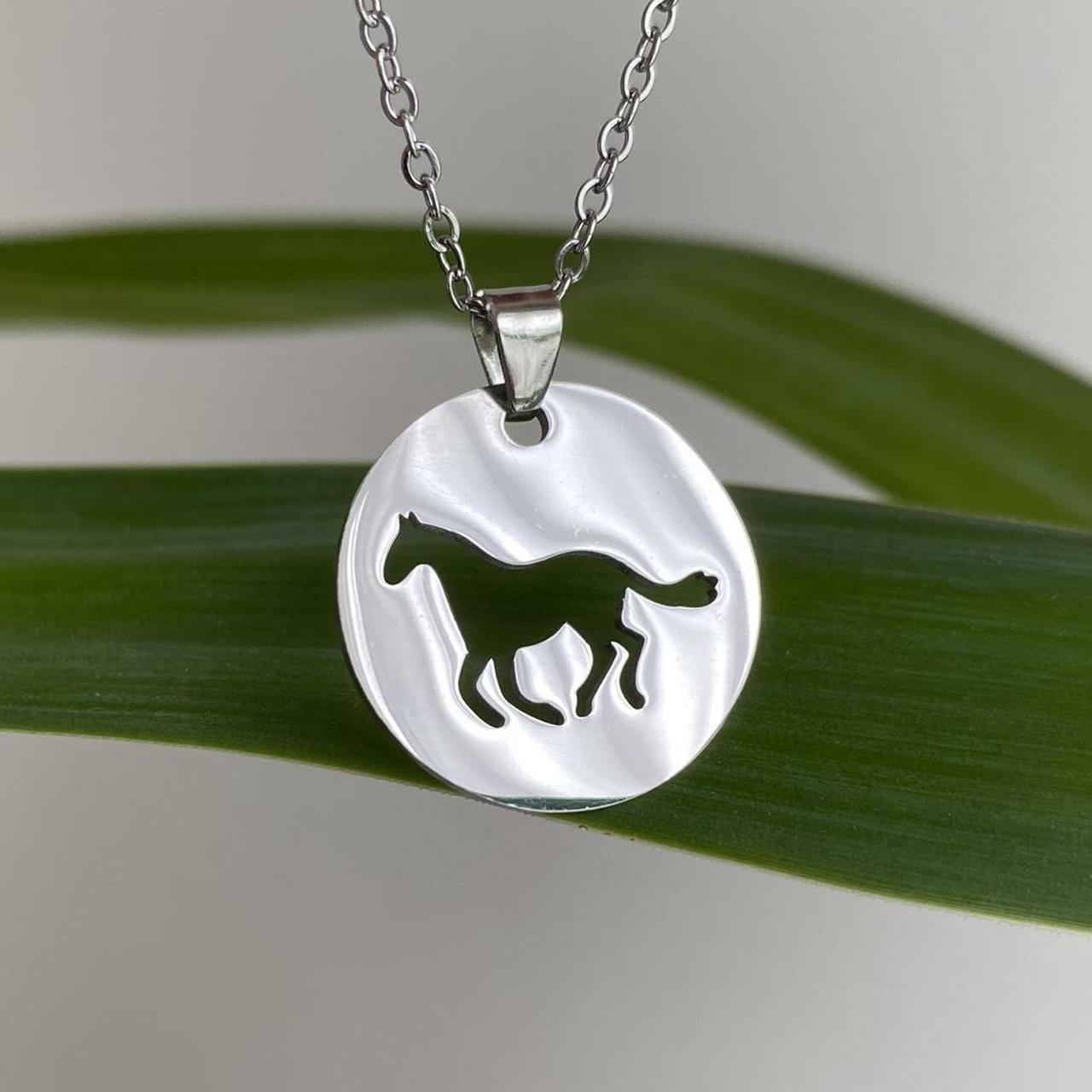 Silver Circle Cutout Horse Pendant Chain Necklace - Image 2