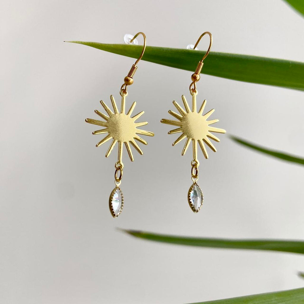 Gold Rising Sun With Dangle Earrings With Oval - Image 4