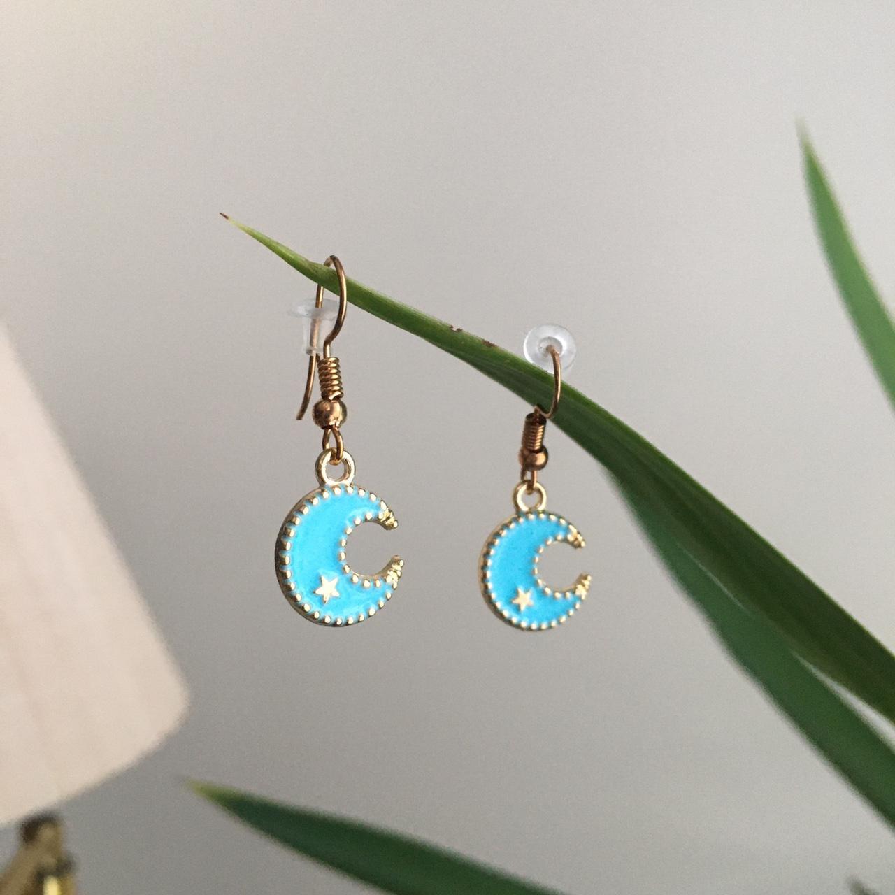 Blue Turquoise Blue Moon With Gold Star Accent Drop - Image 4