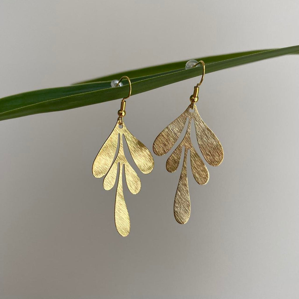 Gold Dripping Leaf Dangle Earrings Hand Made - Image 2