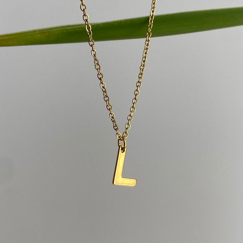 Gold Letter L Initial Pendant Chain Necklace 18