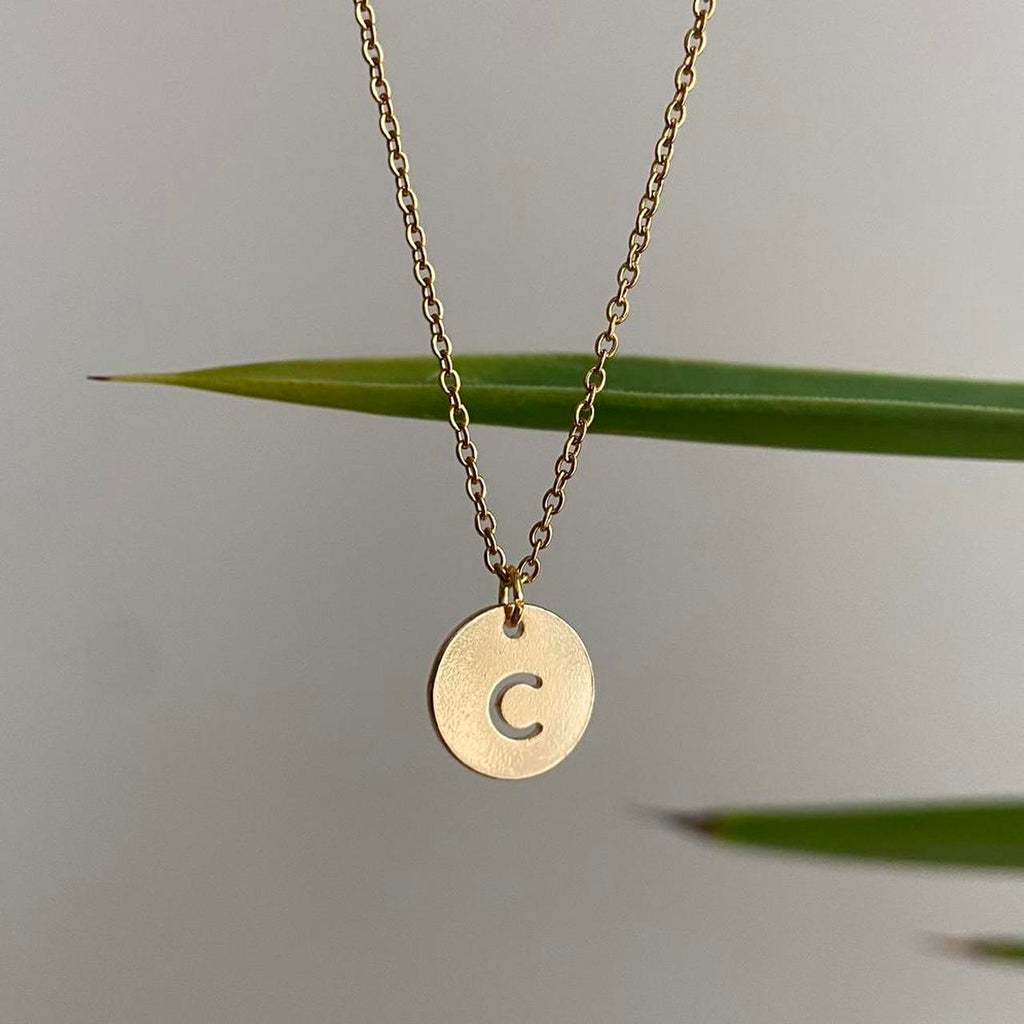 Circle Stamped Gold Letter C Initial Pendant Chain - Image 2