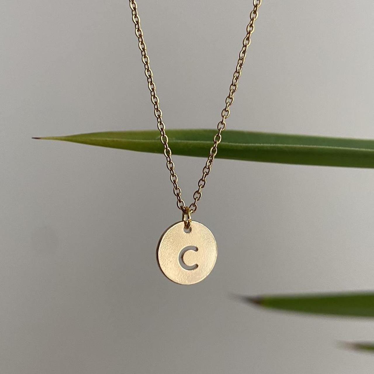 Circle Stamped Gold Letter C Initial Pendant Chain - Image 2