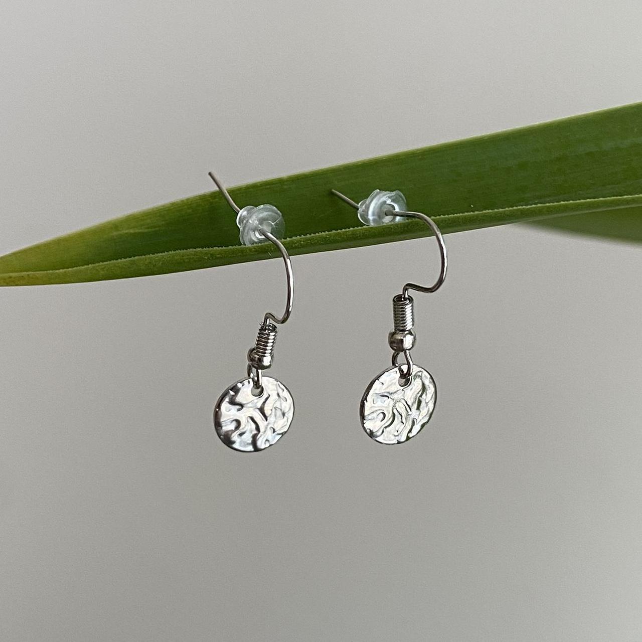 Medium Hammered Silver Circle Dangle Earrings - Image 2