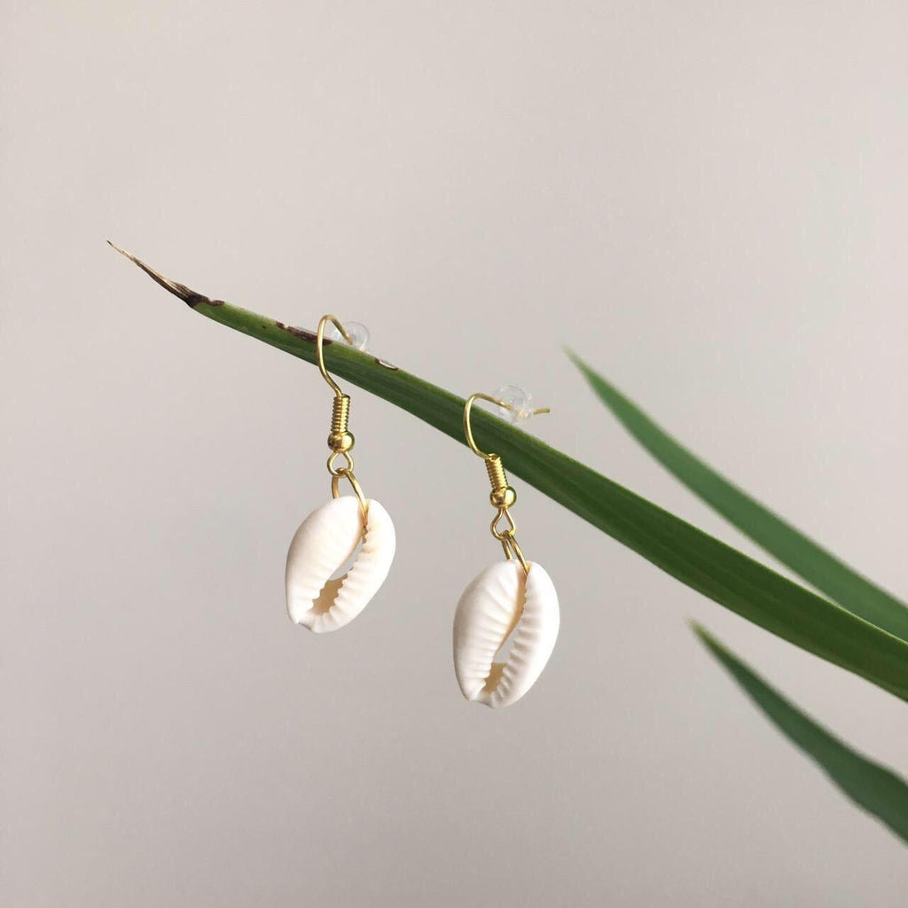 Puka Shell Earrings Matching Necklace Also - Image 4