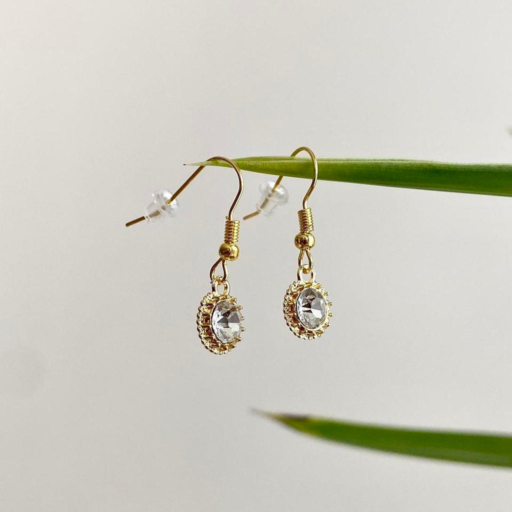 Vintage Classic Style Diamond Crystal Dangle - Image 3