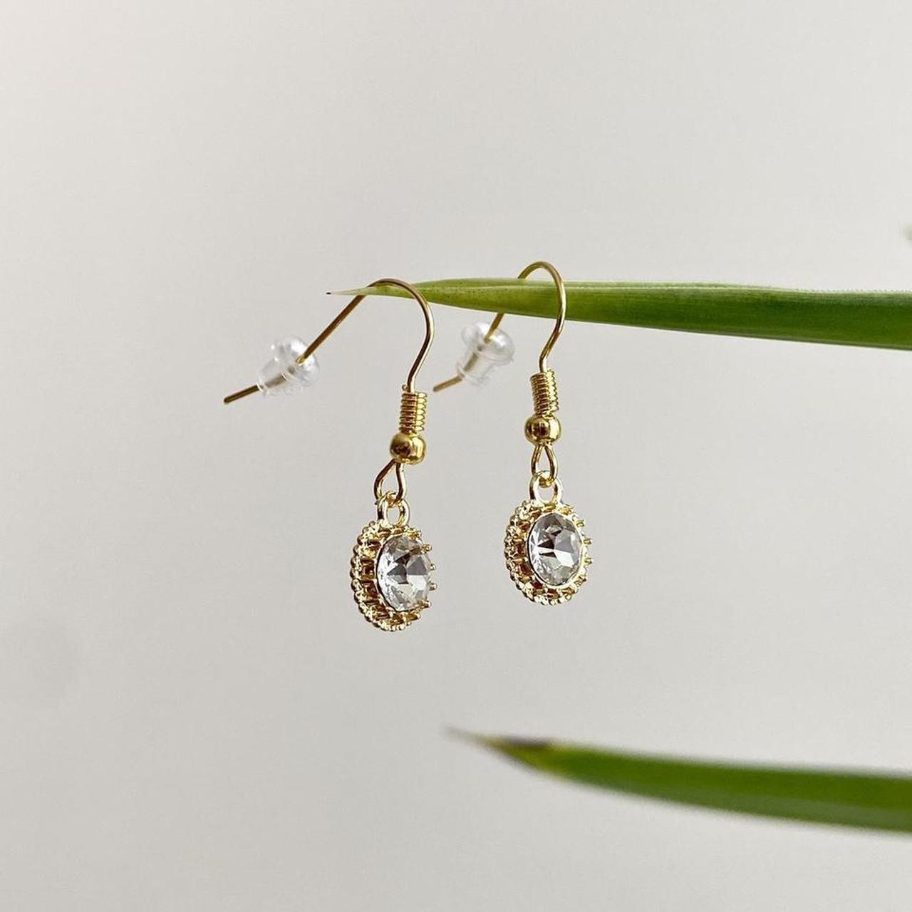 Vintage Classic Style Diamond Crystal Dangle - Image 3