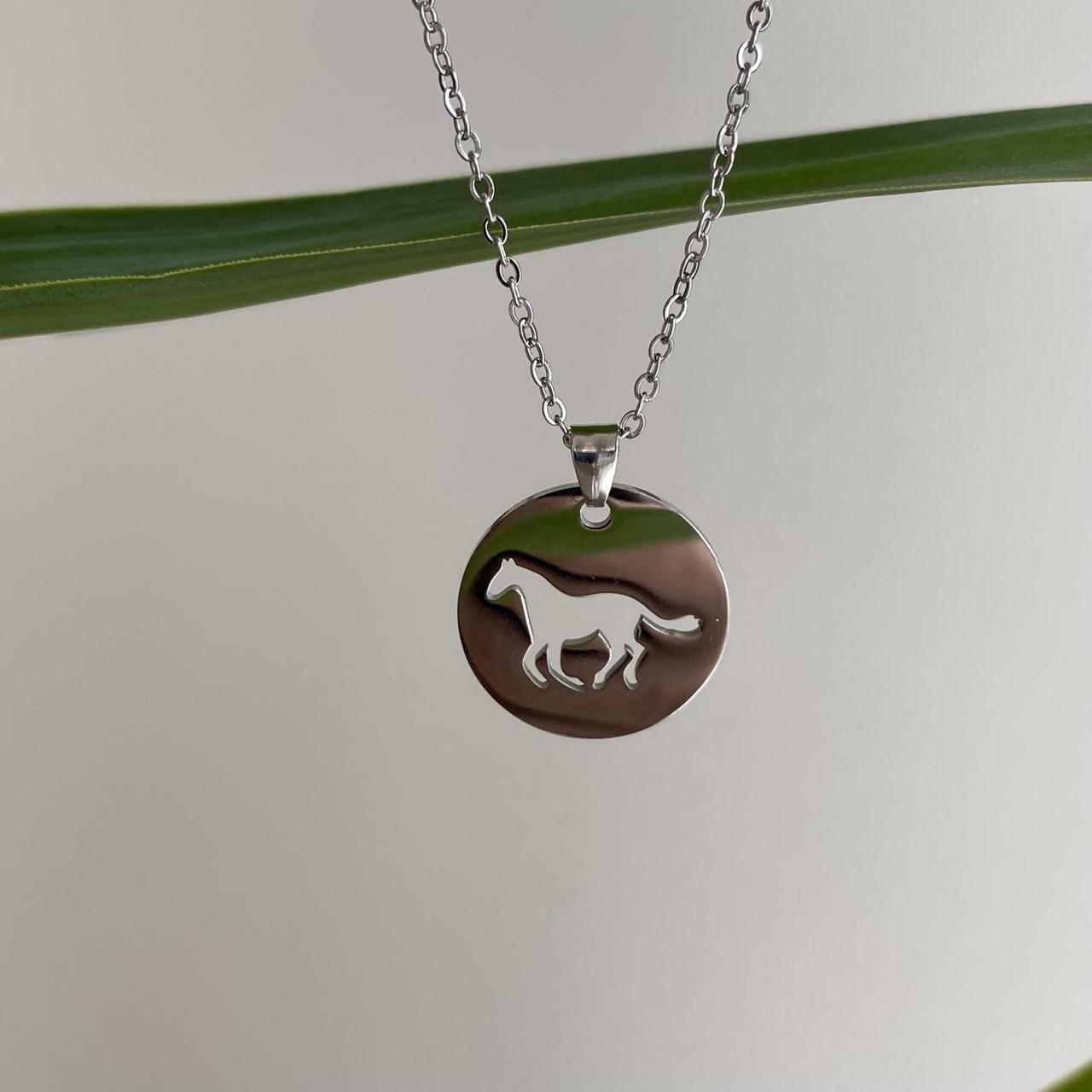 Silver Circle Cutout Horse Pendant Chain Necklace - Image 4