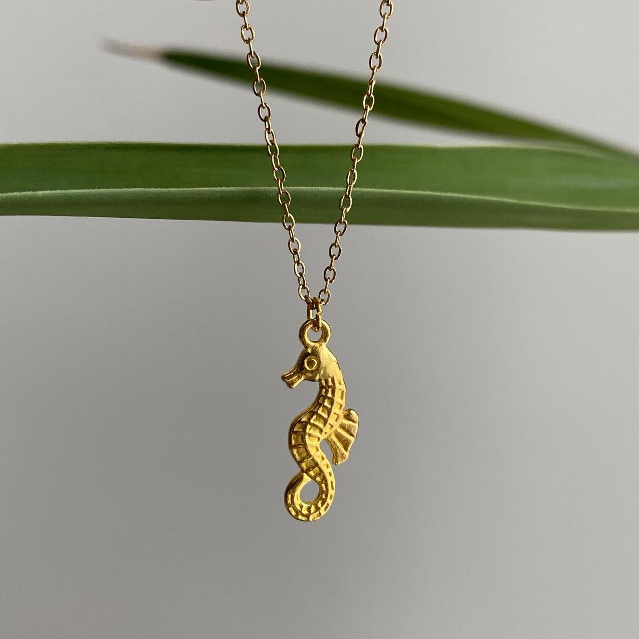 Gold Seahorse Pendant Chain Necklace 18 Karat - Image 2