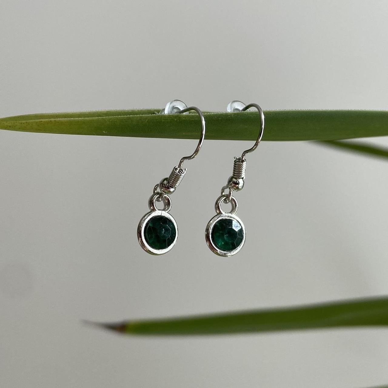 Emerald Green Gem Dangle Earrings Silver Accents - Image 4