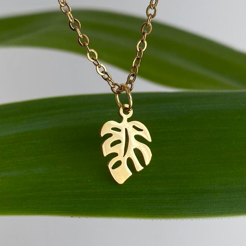 Gold Tropical Palm Tree Leaf Pendant Chain Necklace