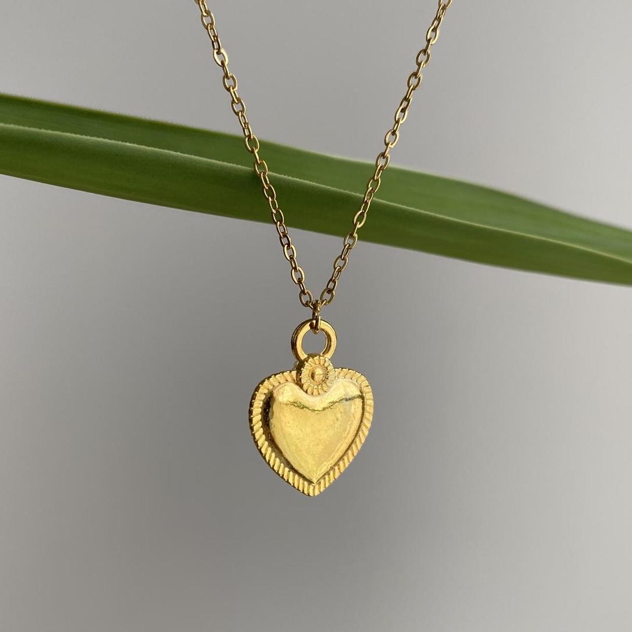 Gold Heart Pendant Chain Necklace 18 Karat Gold - Image 3