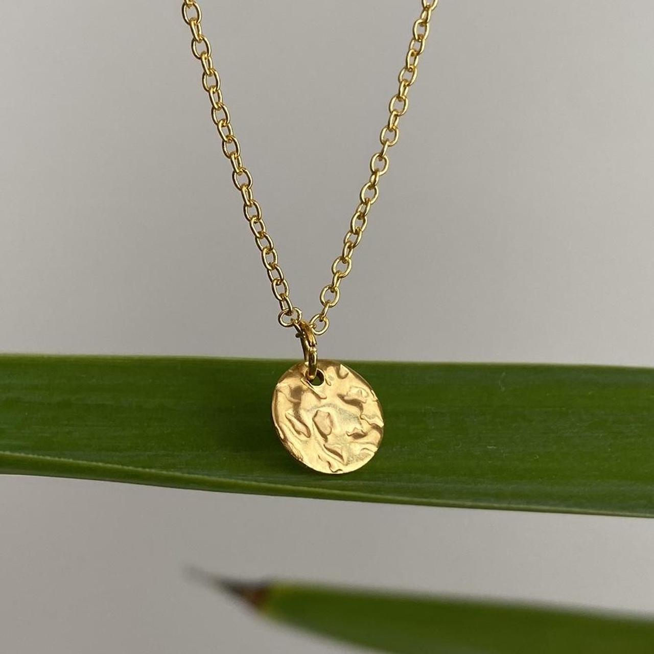 Small Gold Hammered Circle Pendant Chain