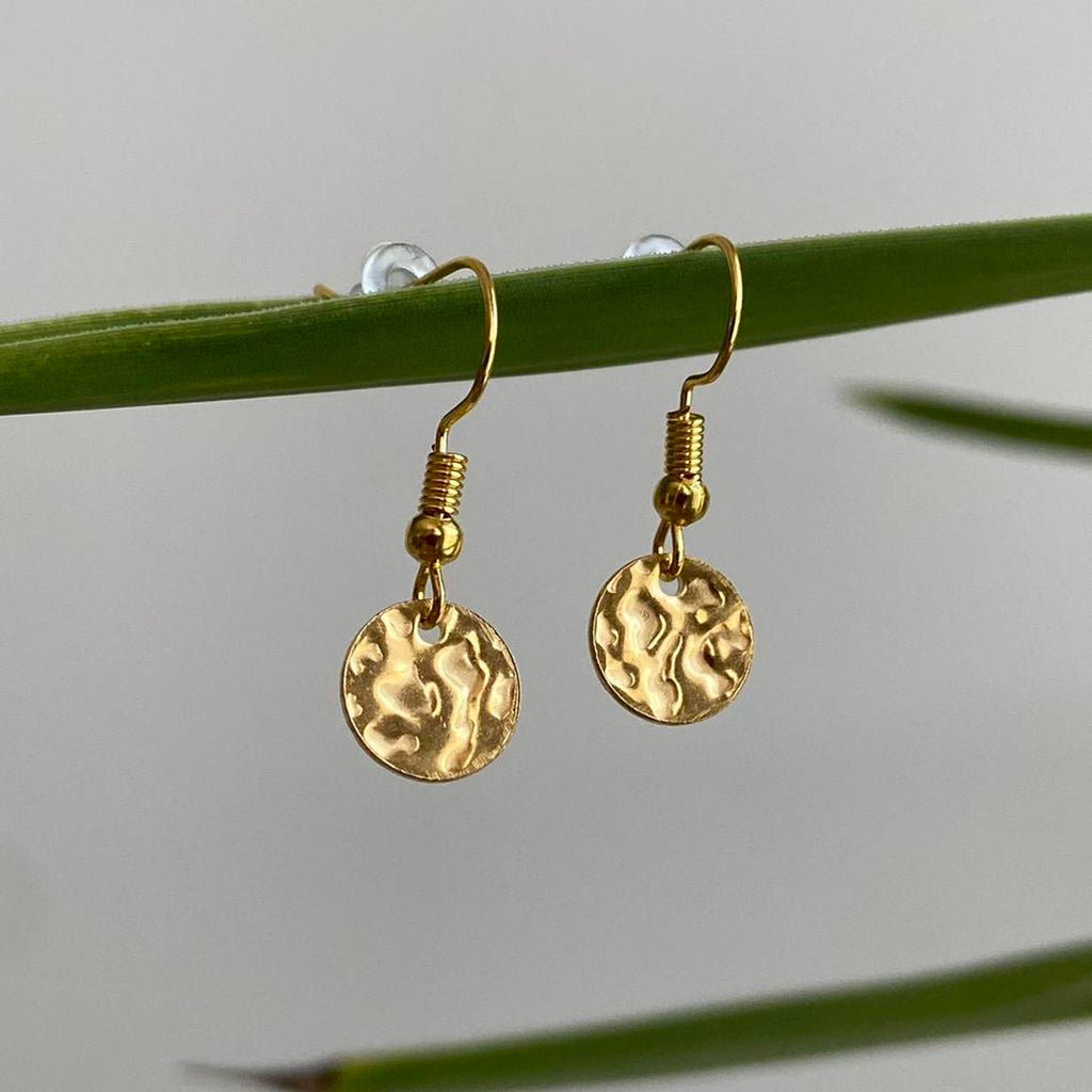 Medium Hammered Gold Circle Dangle Earrings 100