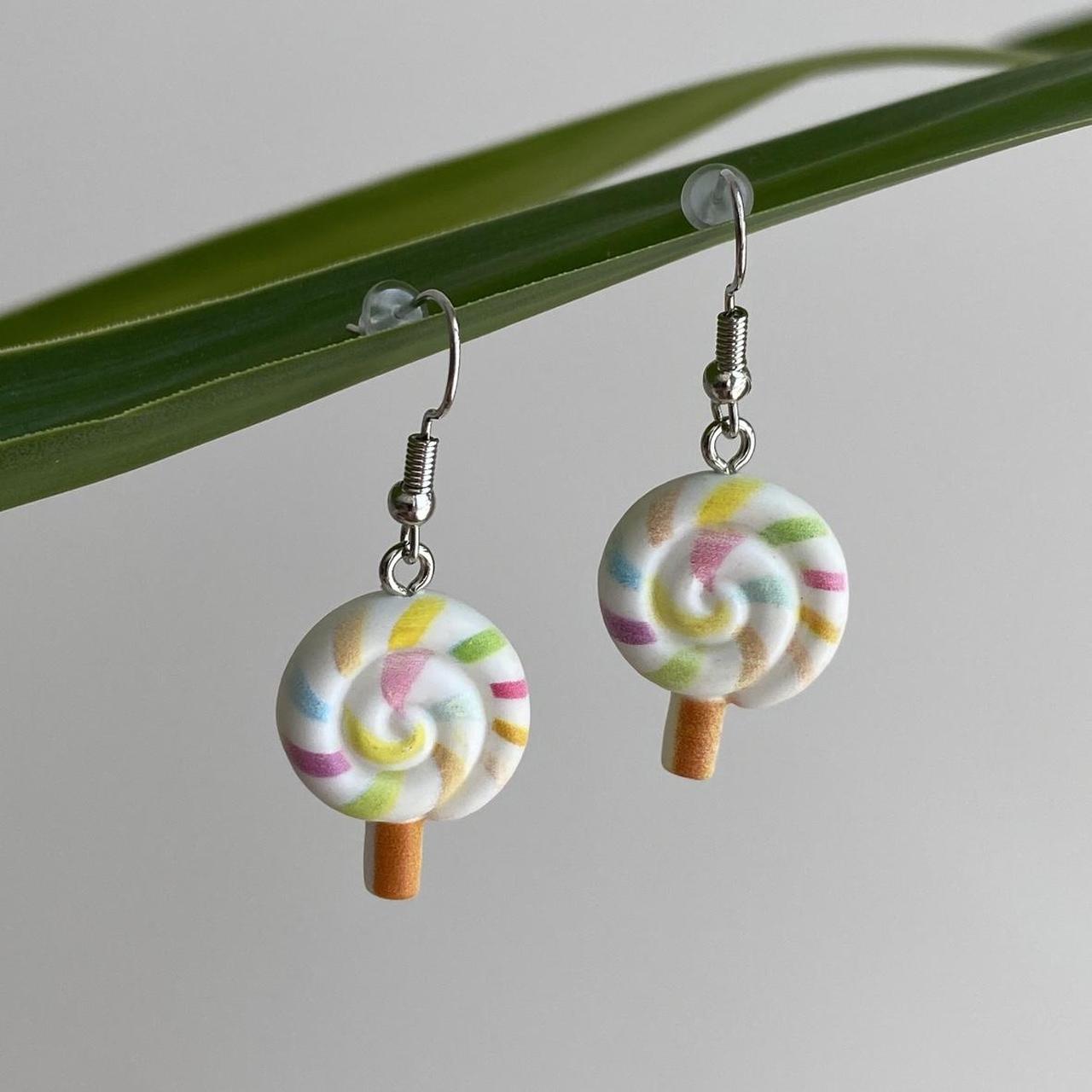 Vanilla White Swirly Lollipop Dangle Earrings With - Image 4