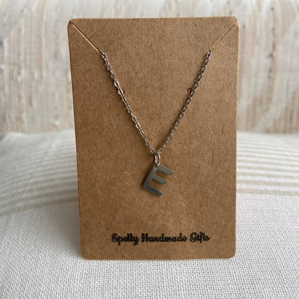 Silver Letter E Initial Pendant Chain Necklace - Image 3