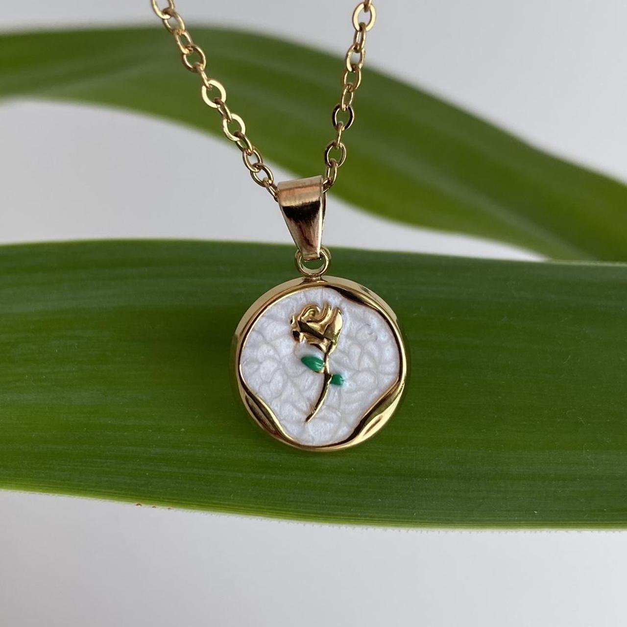 White Enamel Rose In Circle Pendant Chain Necklace