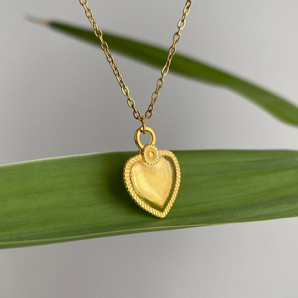 Gold Heart Pendant Chain Necklace 18 Karat Gold