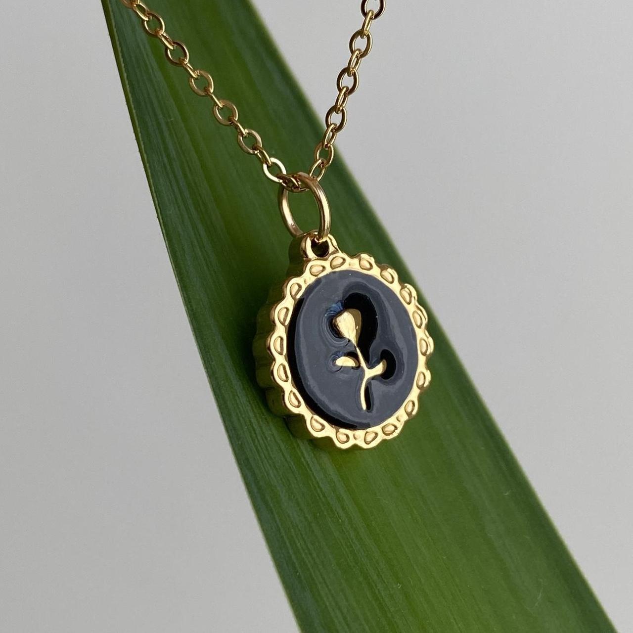 18 Karat Gold Plated Black Enamel Vintage Style Rose - Image 2