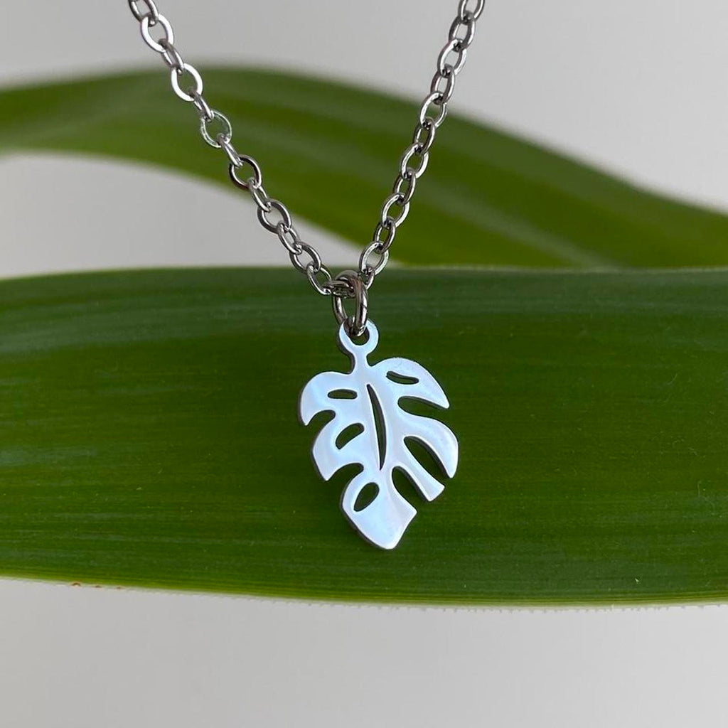 Silver Tropical Palm Tree Leaf Pendant Chain