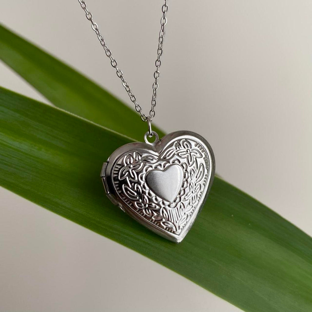 Silver Heart Locket Pendant Chain Necklace 100 - Image 2