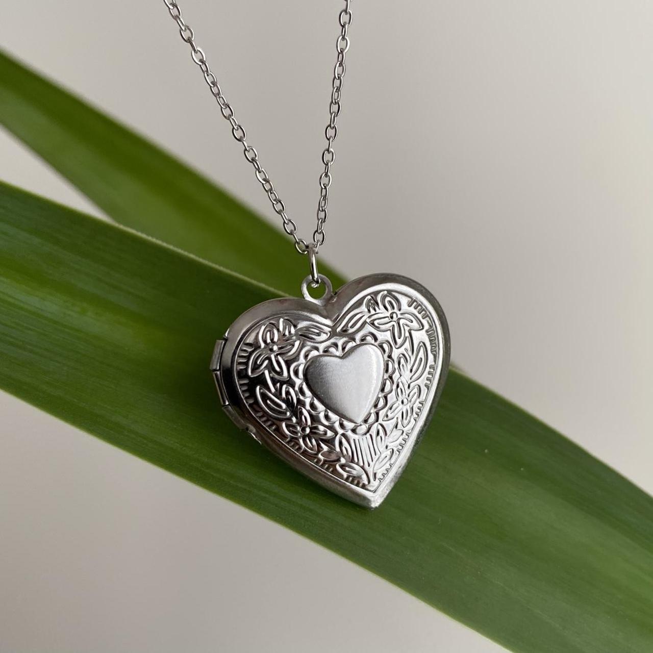 Silver Heart Locket Pendant Chain Necklace 100 - Image 2