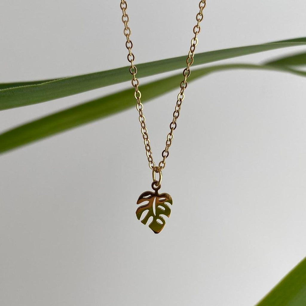Gold Tropical Palm Tree Leaf Pendant Chain Necklace - Image 7