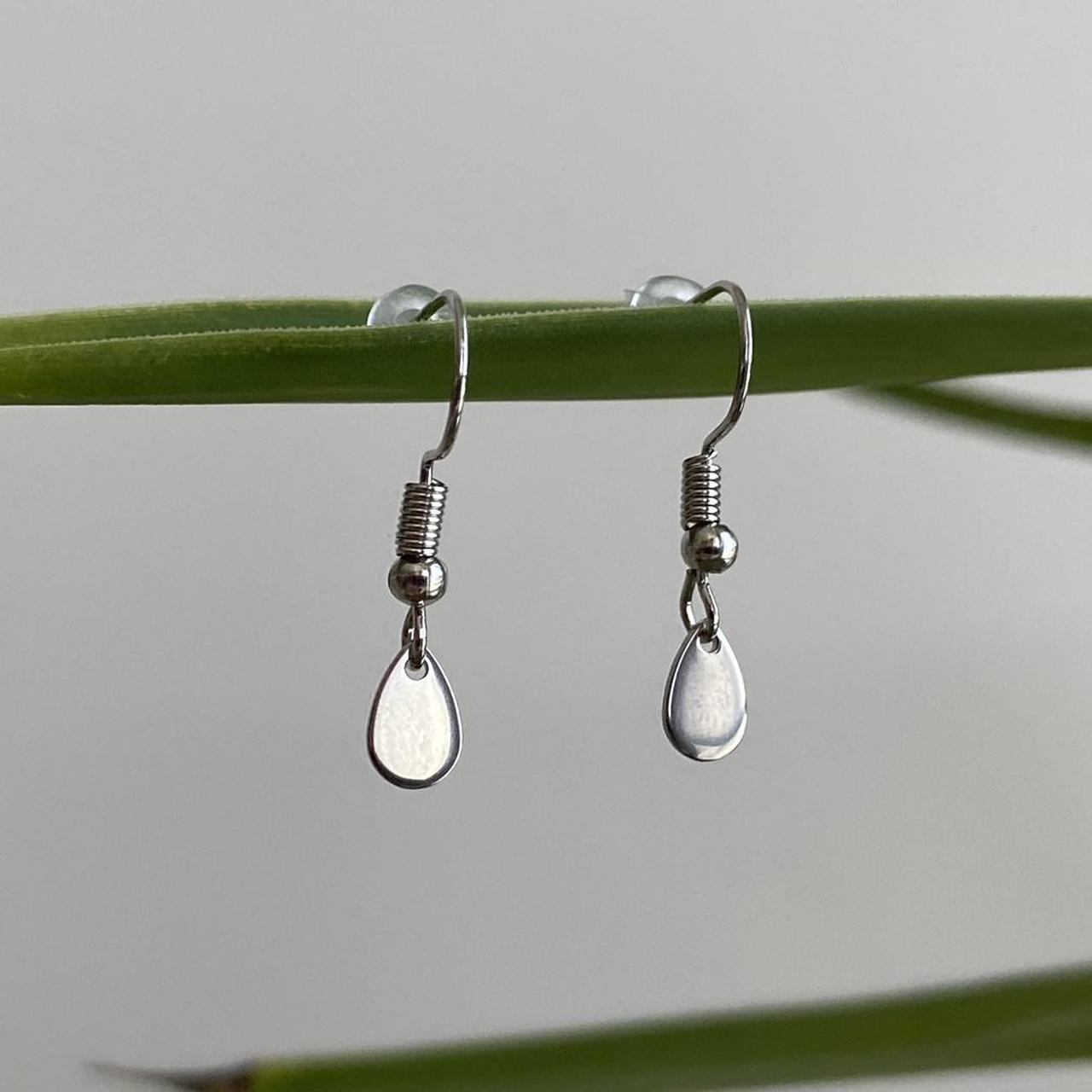 Petite Minimalist Silver Teardrop Dangle