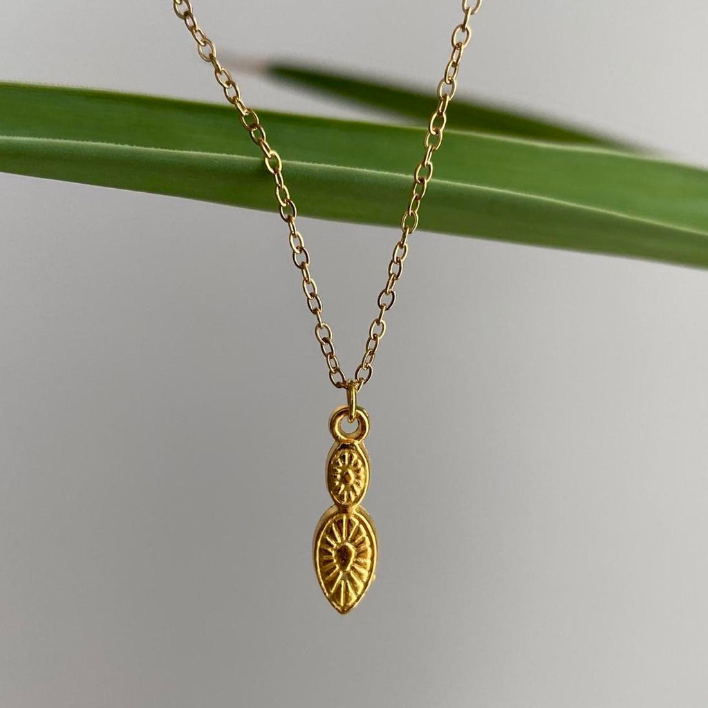 Gold Elegant Double Oval Pendant Chain Necklace - Image 2